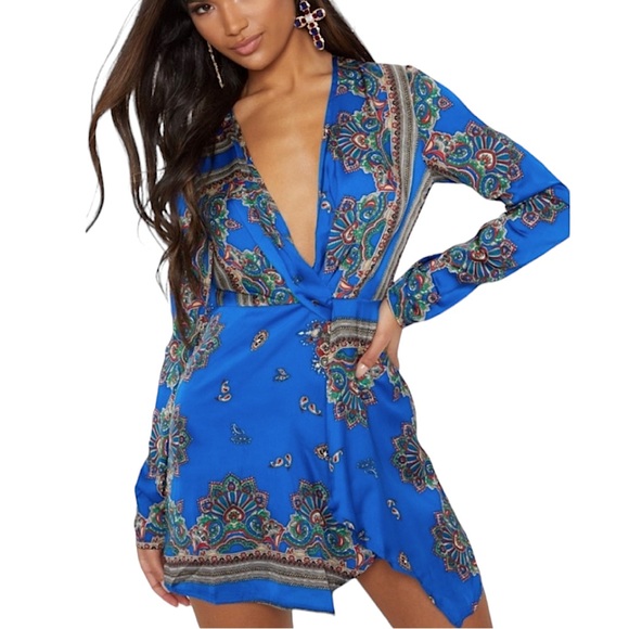 Missguided Dresses & Skirts - Missguided Blue Paisley Faux Wrap Long Sleeve Mini Dress Size 12